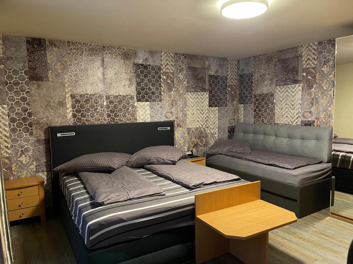 Hotel Mythos "Apartments" Markgröningen Zewnętrze zdjęcie