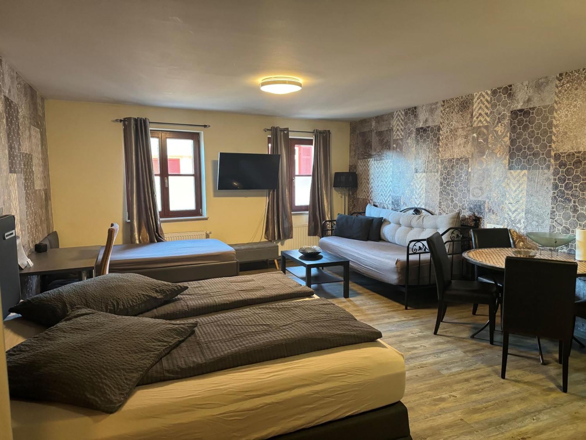 Hotel Mythos "Apartments" Markgröningen Zewnętrze zdjęcie