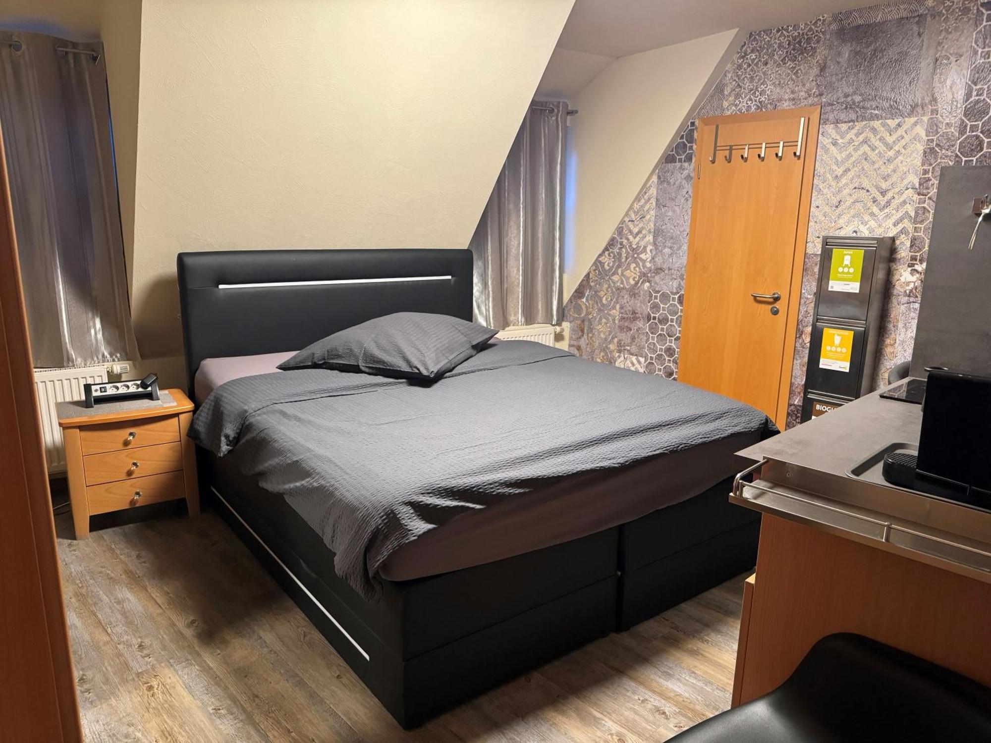 Hotel Mythos "Apartments" Markgröningen Zewnętrze zdjęcie