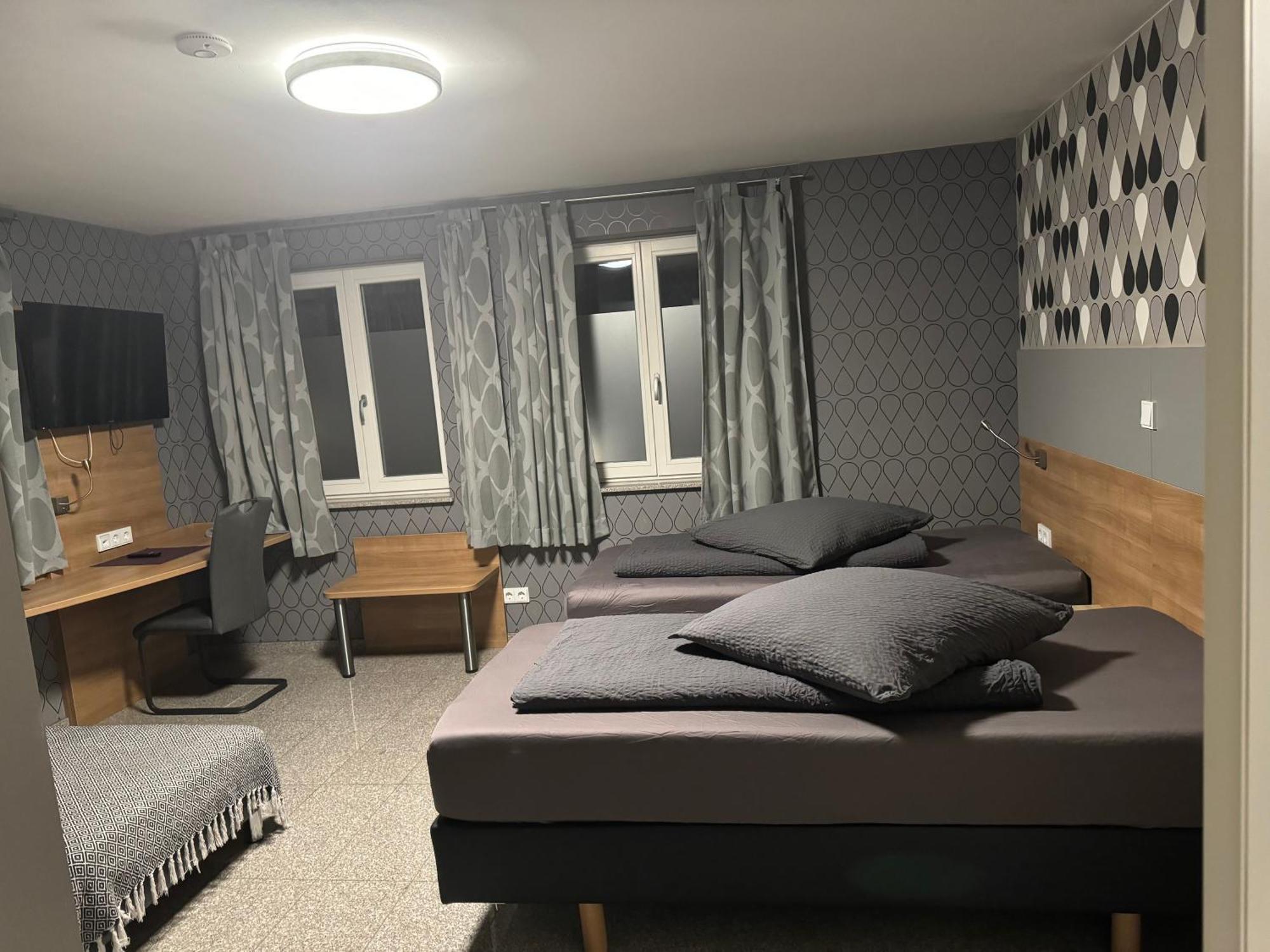 Hotel Mythos "Apartments" Markgröningen Zewnętrze zdjęcie