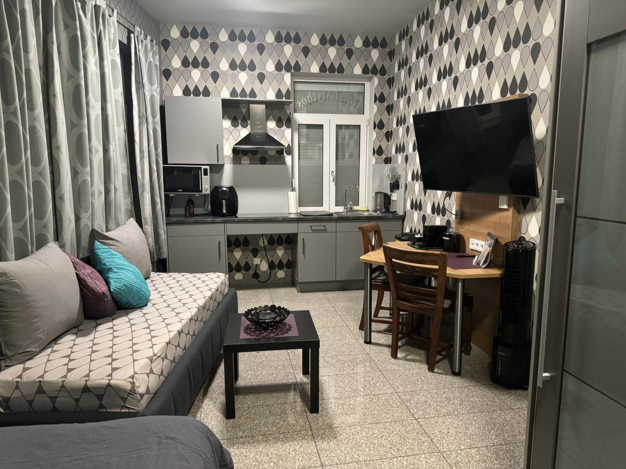 Hotel Mythos "Apartments" Markgröningen Zewnętrze zdjęcie
