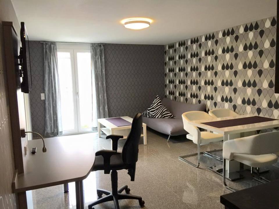 Hotel Mythos "Apartments" Markgröningen Pokój zdjęcie