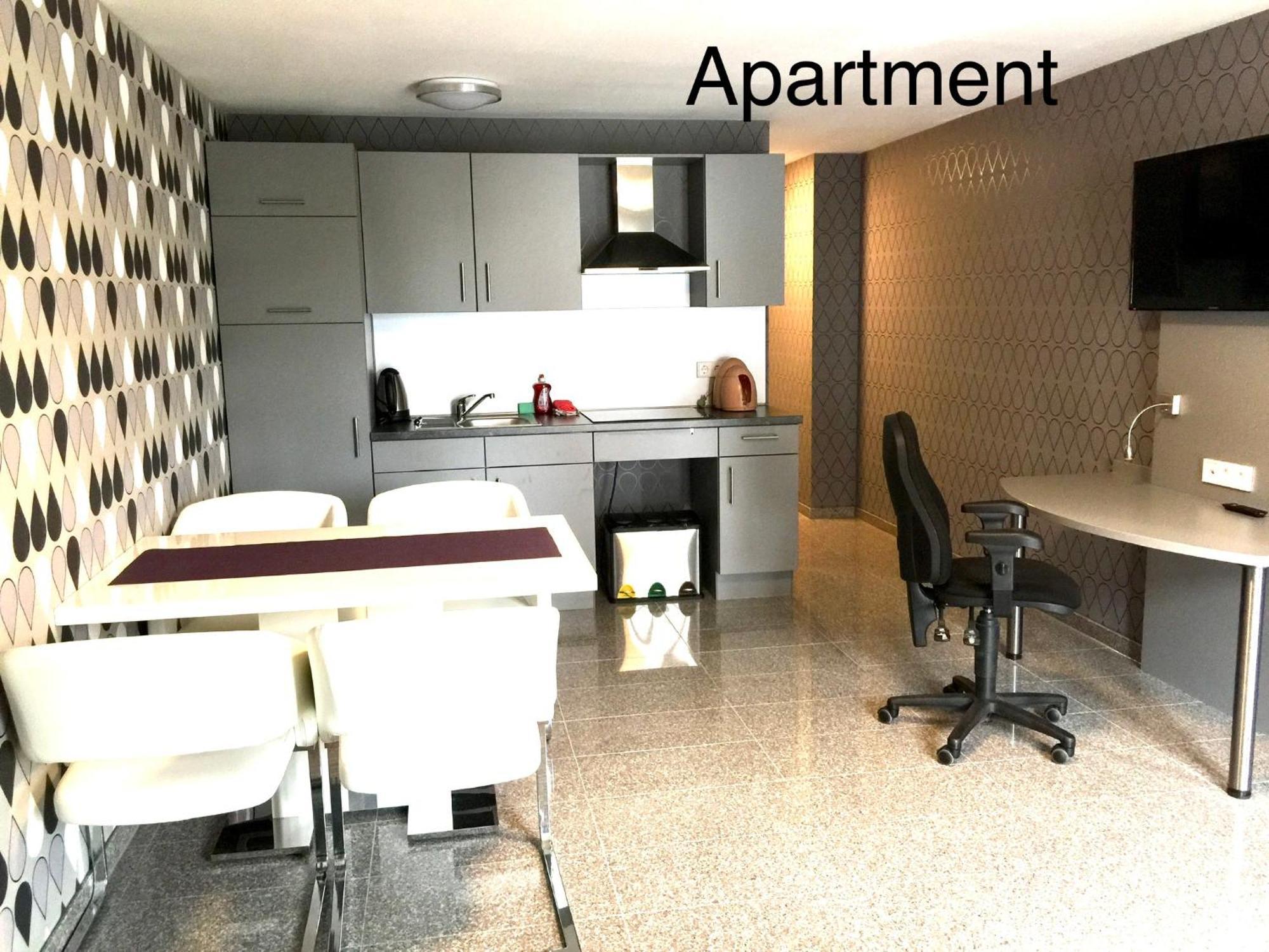 Hotel Mythos "Apartments" Markgröningen Zewnętrze zdjęcie
